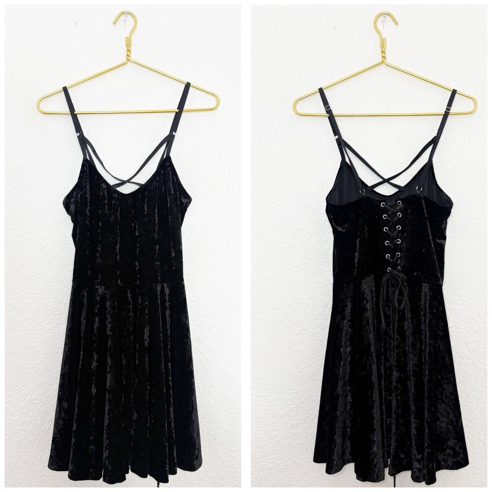 Lip Service Black Velvet Lace Up Back Skater Mini Dress Size Medium Vintage Emo